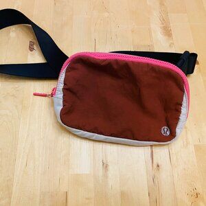 Lulu Lemon Belt Bag